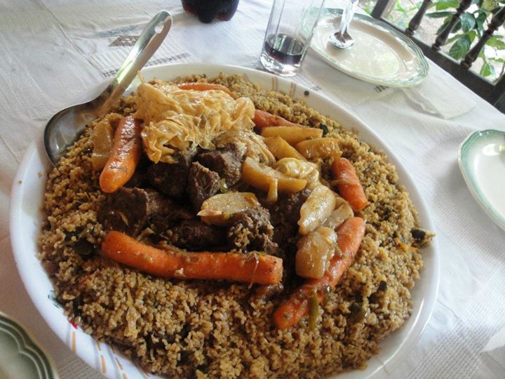 Plat de riz au gras plus viande